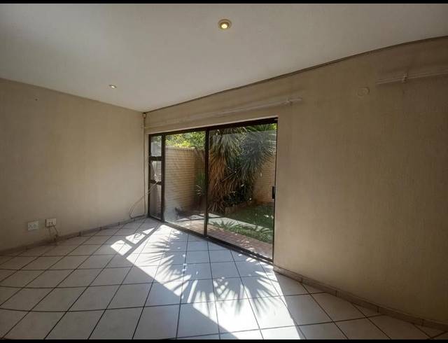 3 BEDROOM PROPERTY TO RENT IN MANTEVREDE